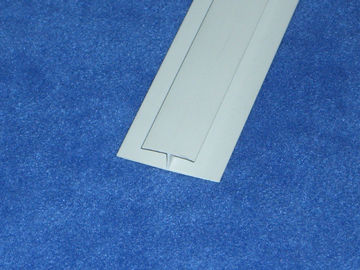 5mm или 8mm прокатанный соединитель прессформы отделки PVC, который соответствуют панелям PVC