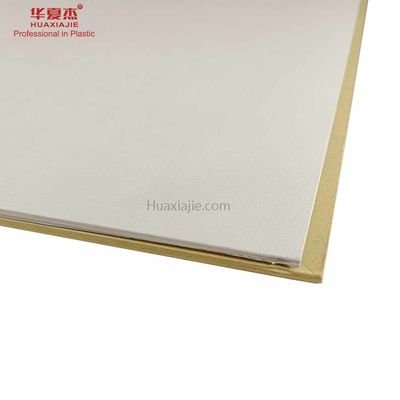 Хорошая цена Покрашенная панель стены внутренние 2800*600*9mm Wpc для украшения дома онлайн