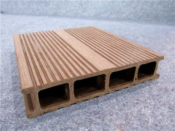Хорошая цена Палубы полости WPC Decking винила UPVC составные для внешнего декора онлайн